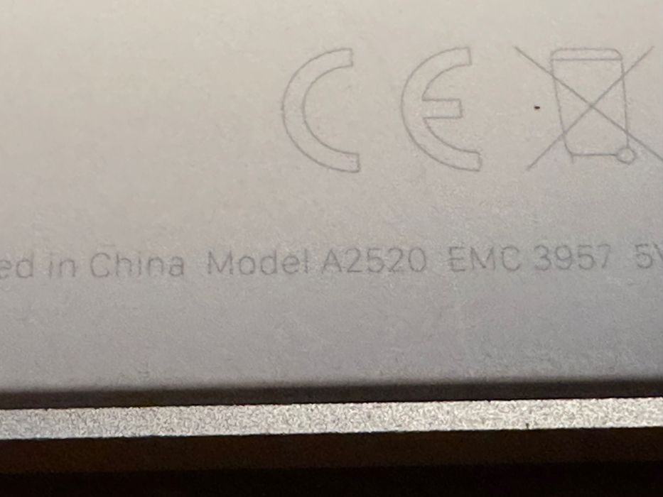 Apple Magic Keyboard z Touch ID i Klawiaturą Numeryczną - A2520 Biała