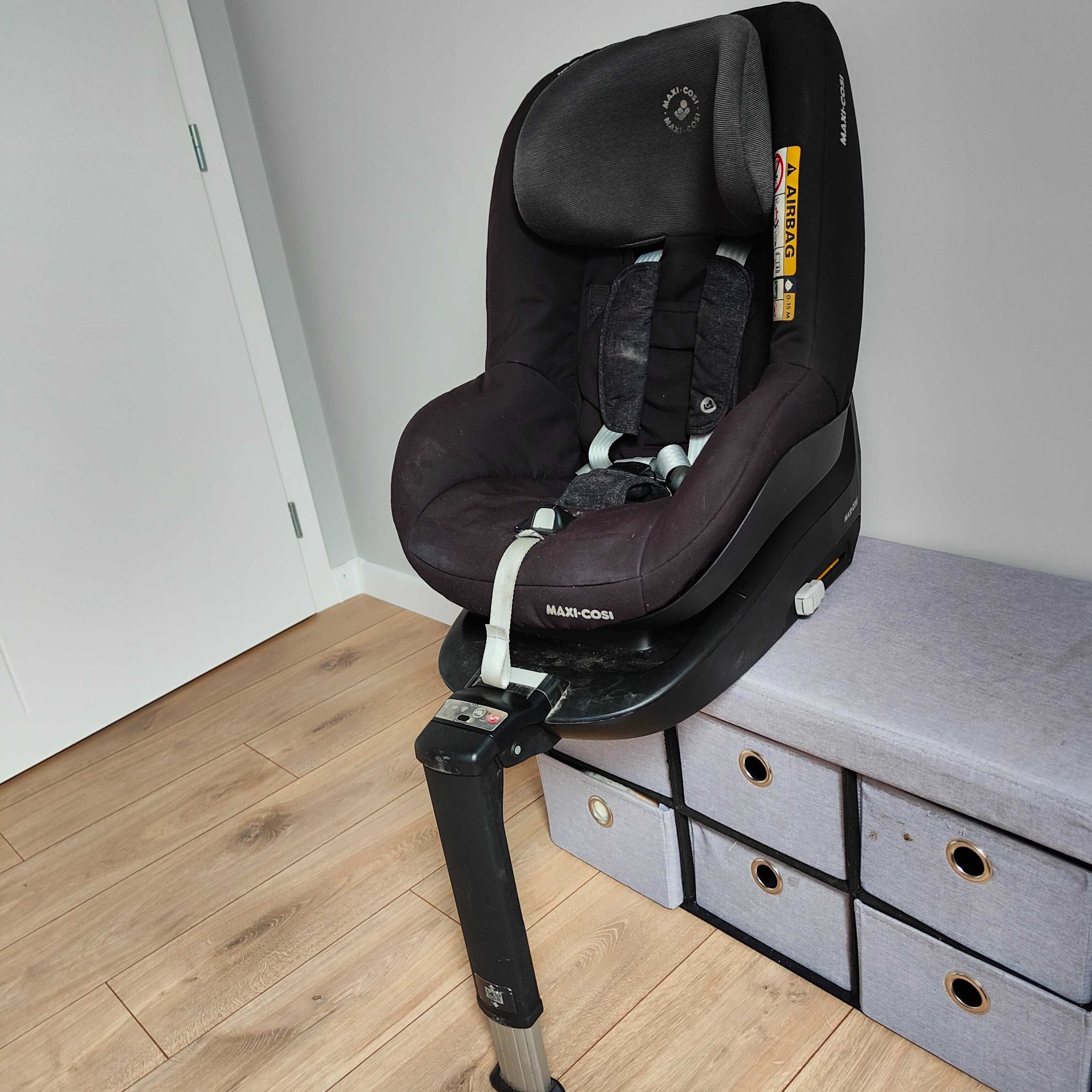 Fotelik Maxi Cosi Pearl Smart z bazą Isofix FamilyFix One I-Size