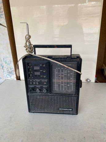 Ретро радио Меридиан-235