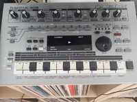 Groovebox Roland MC 303