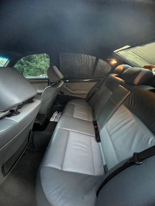 Продам BMW E46 rest