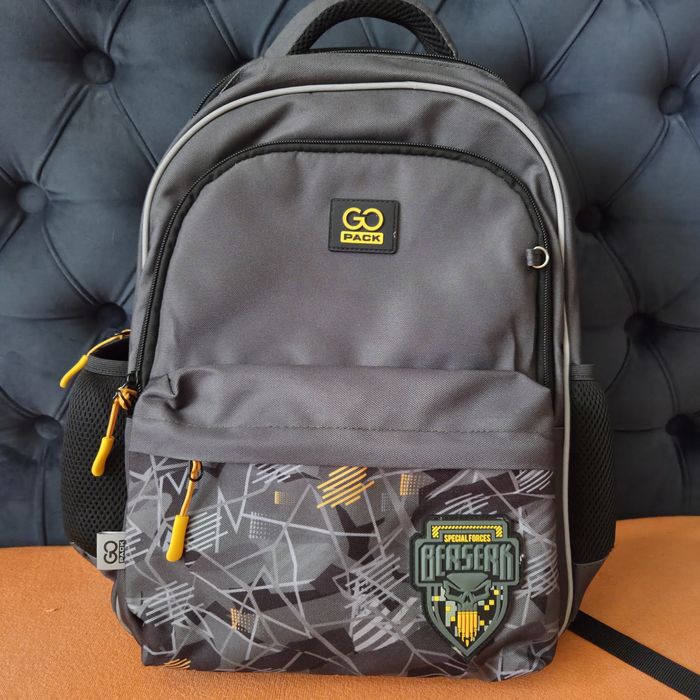 Дитячий портфель