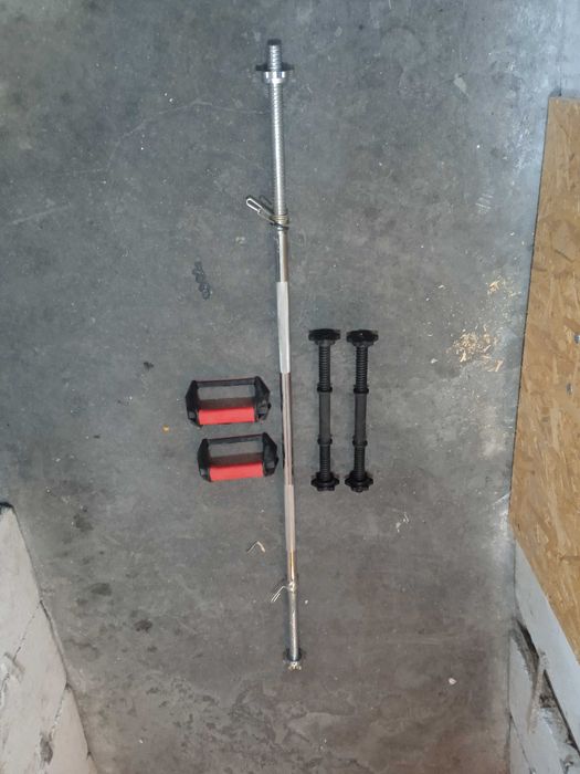 Zestaw treningowy na siłownię.