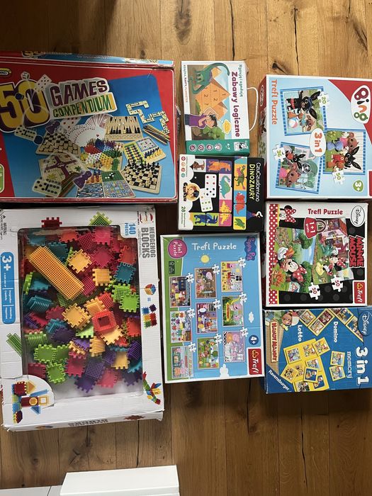 Gry, klocki konstrukcyjne, puzzle, memory, domino, zagadki