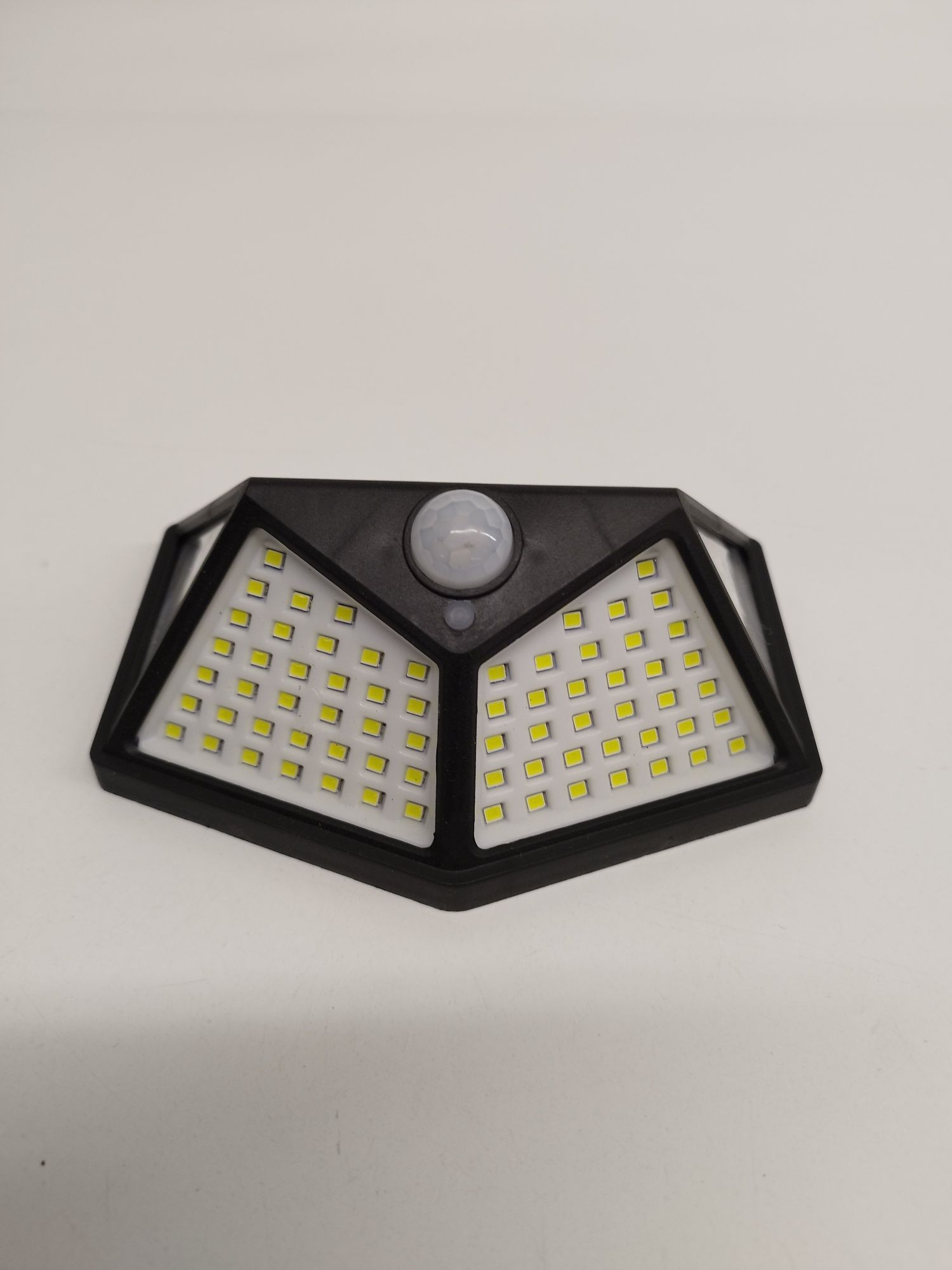 Oświetlenie solarne lampa LED z czujnikiem, 100 led