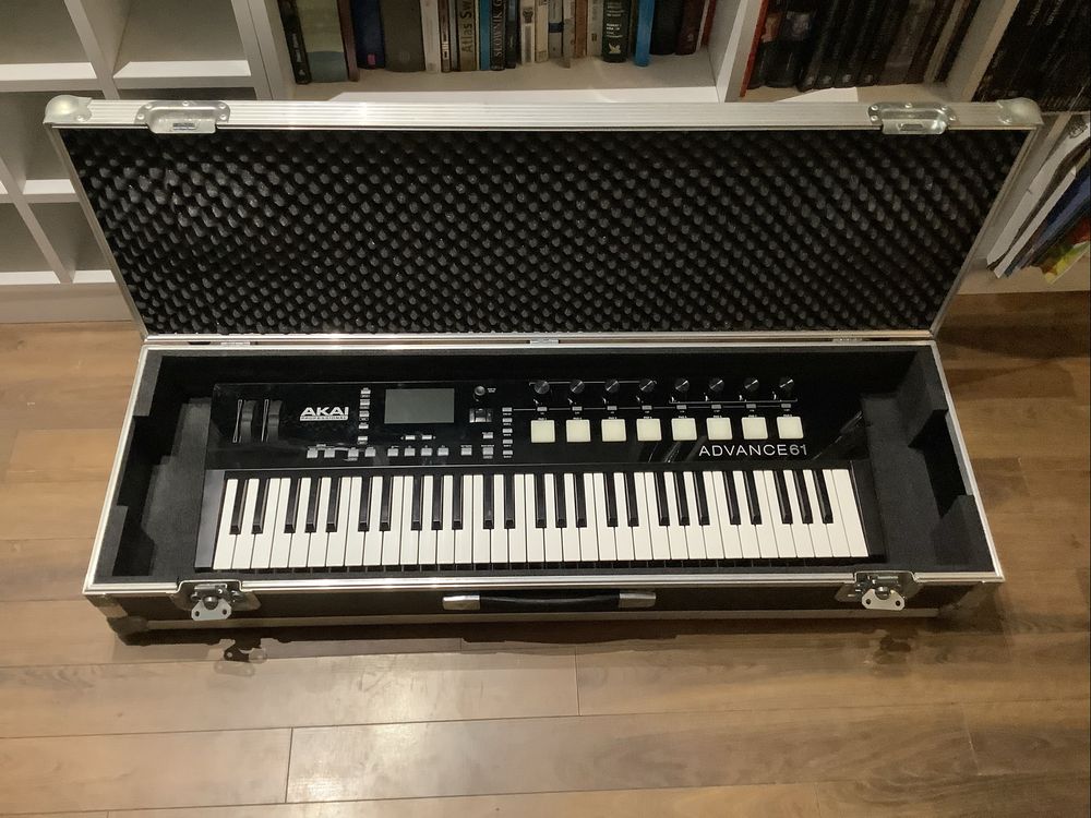 Akai Adwence 61 kontroler midi