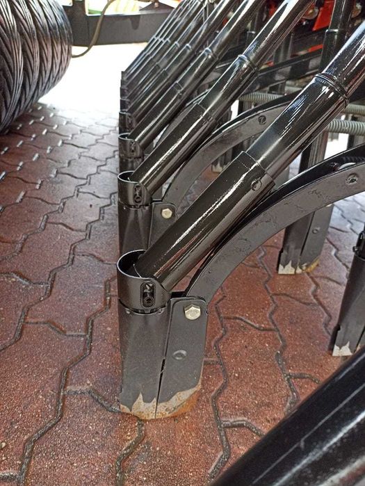 Siewnik zbożowy z podsiewaczem nawozu Tume  2500.Super stan