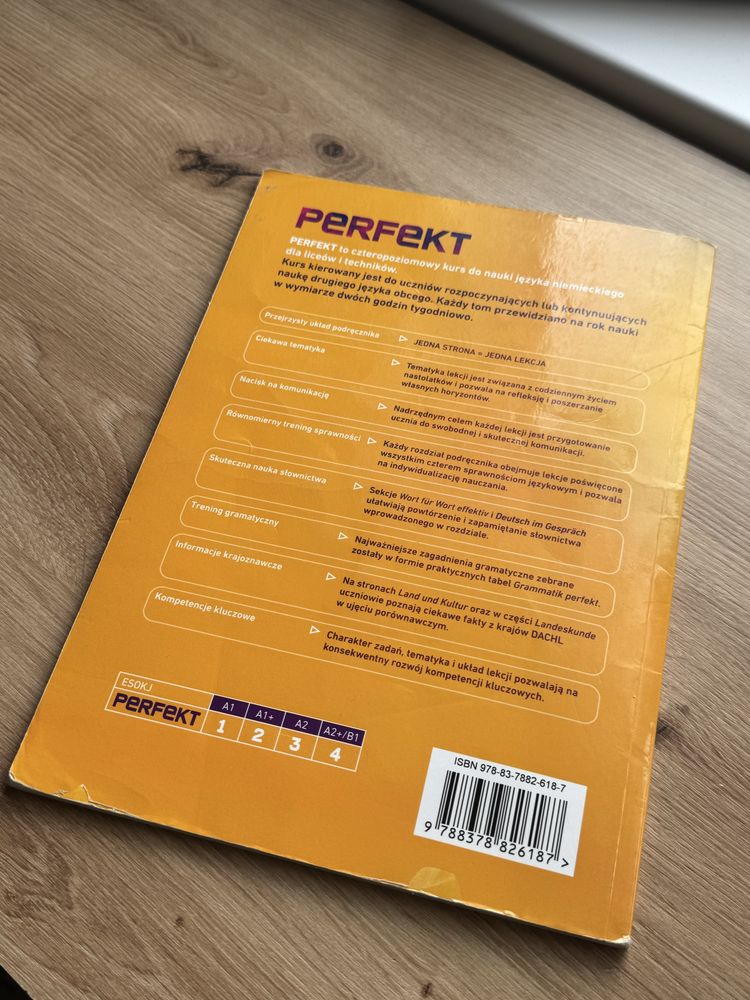 Perfekt 2, Podręcznik z języka niemieckiego dla klasy 2 liceum.