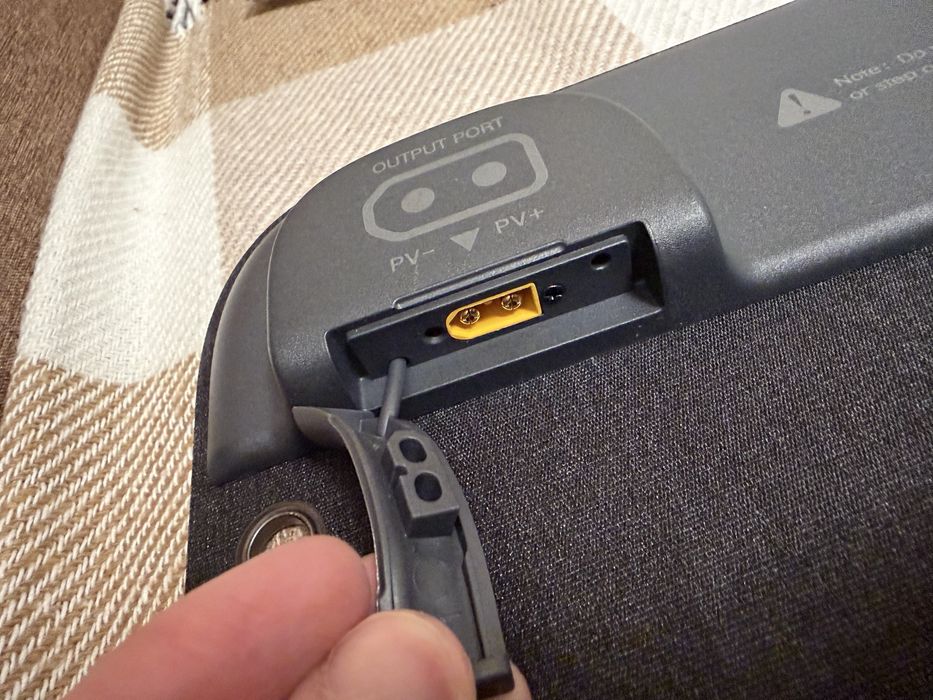 Сонячна панель Ugreen 100w