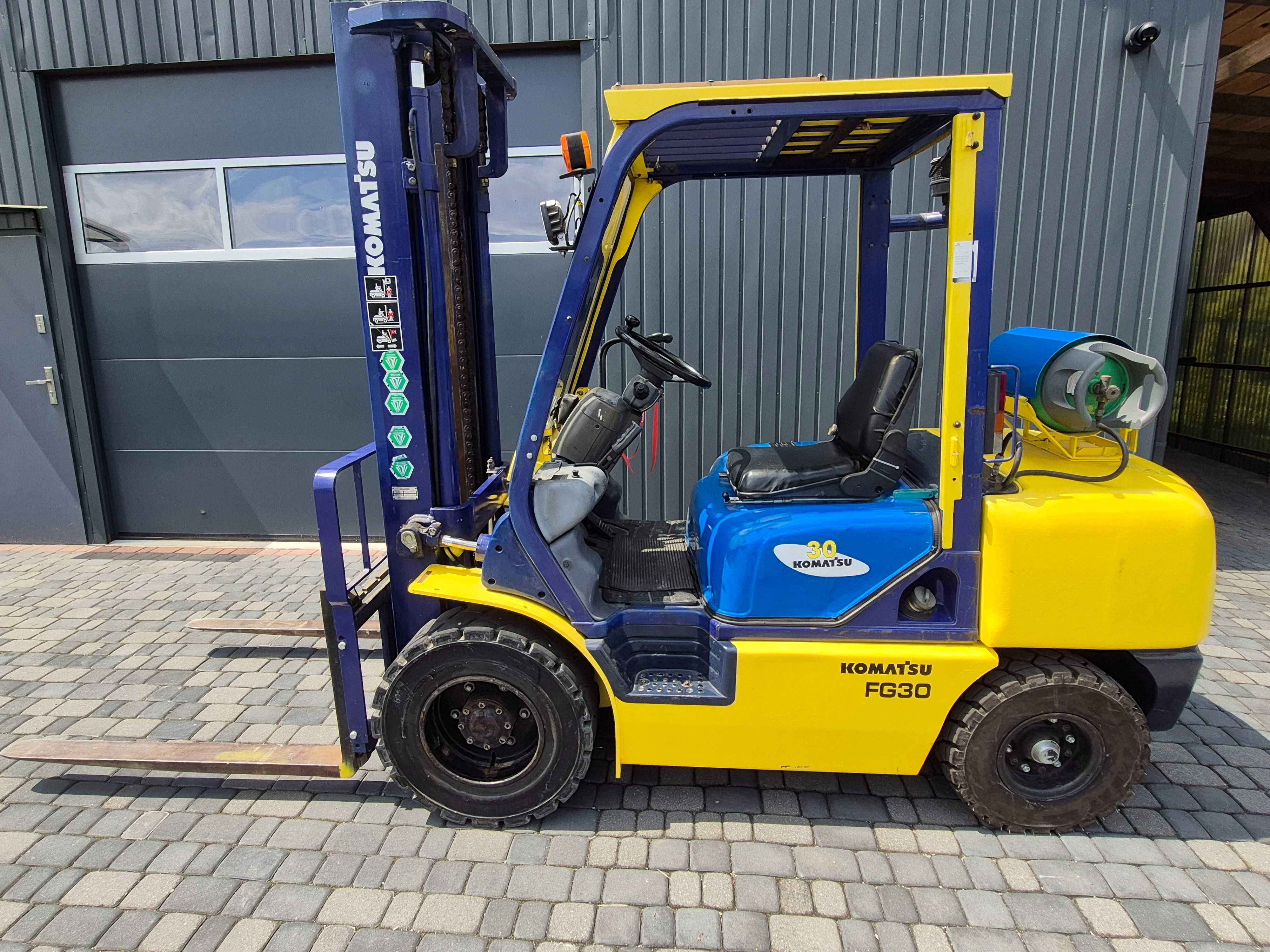 Wózek widłowy KOMATSU FG30