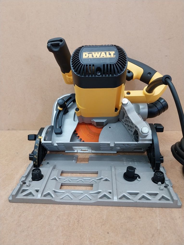 DeWalt DWS520 Zagłębiarka Piła Najazdowa Pilarka Tarczowa 1300W 2023r