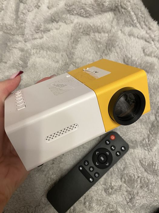 Проектор + підставка