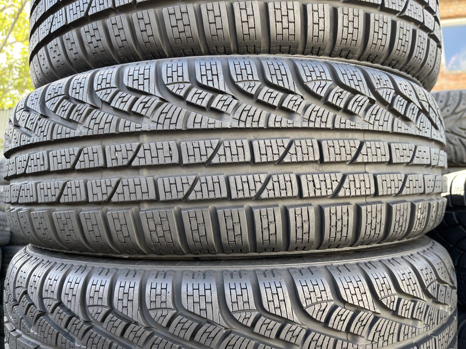 205/65/R17 96H Pirelli SottoZero Склад Шин вул.Дружківська12
