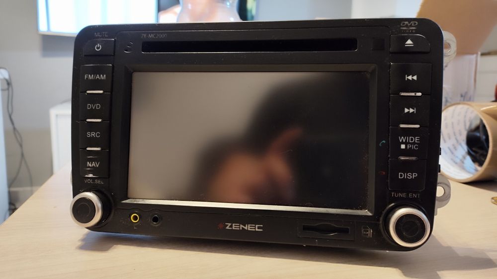 Zenec ZE-MC2000 – radio 2DIN do VW Golf 5/6 + moduły NAV/DVB-T