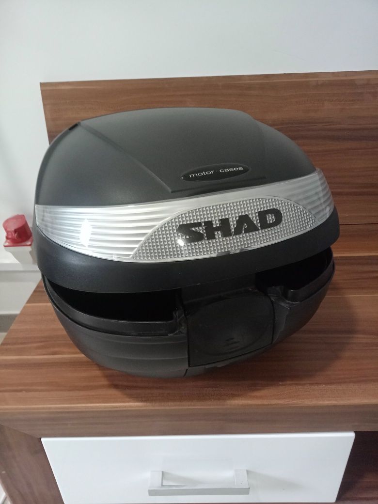 Кофр центральний Shad SH29 Black (29л)