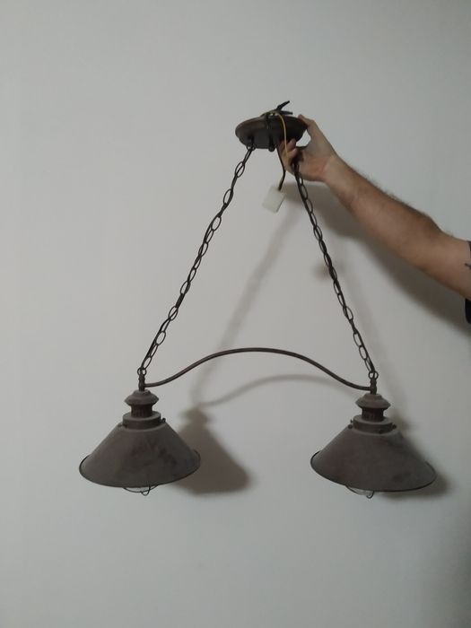 Candeeiros de ferro forjado