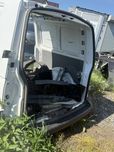 Уплотнительна резинка задніх роспашонка дверей vw t6.1