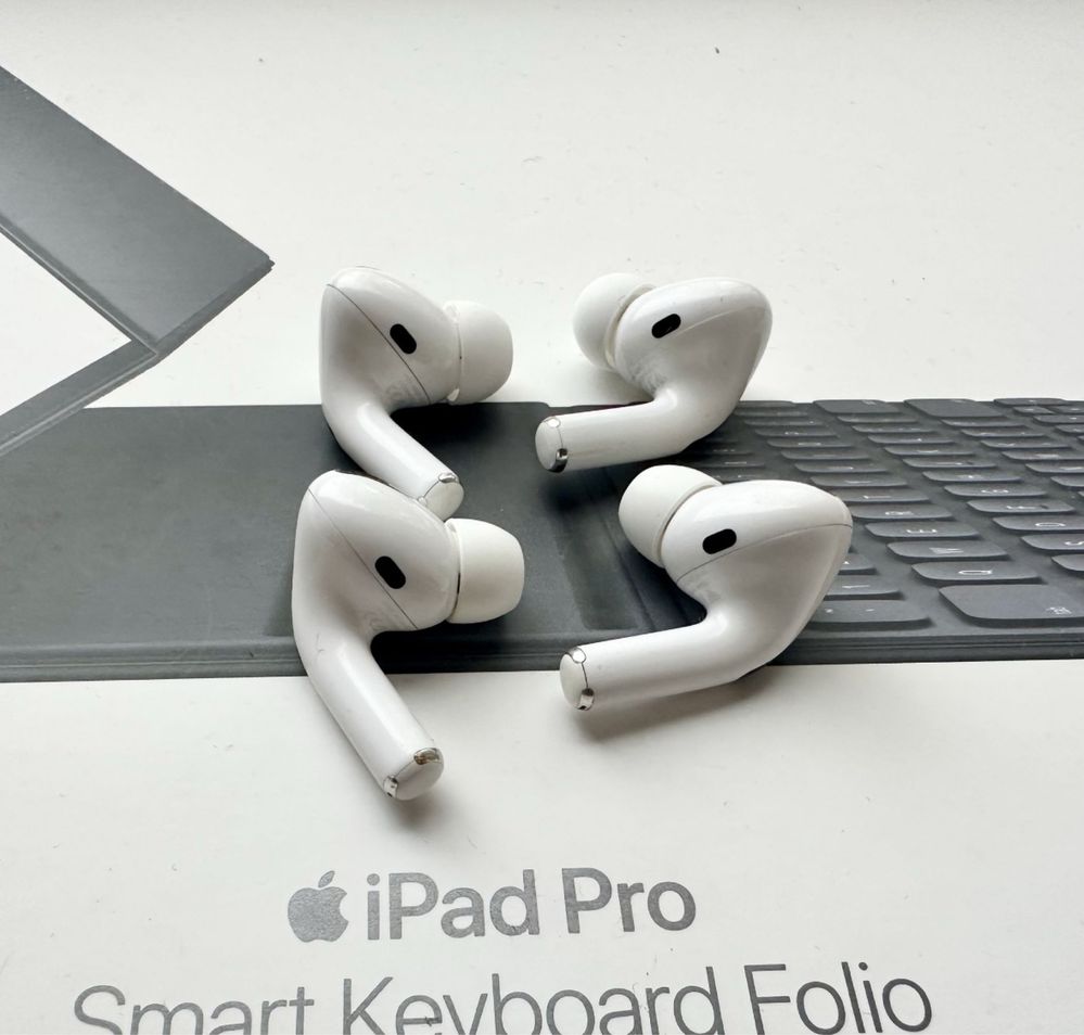 Prawa / Lewa sluchawka Airpods Pro 1 A2084 A2083