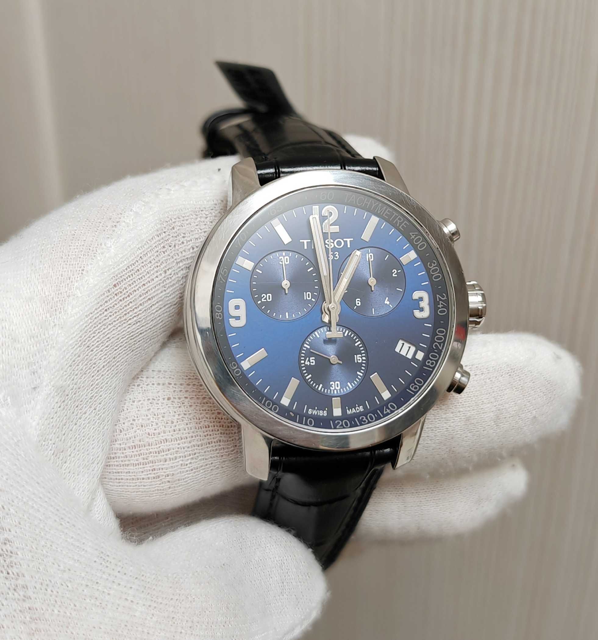 Чоловічий годинник Tissot T055.417 Chronograph 200m 42mm