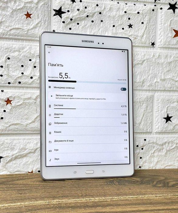 Планшет Samsung Гарний стан 10 дюймів