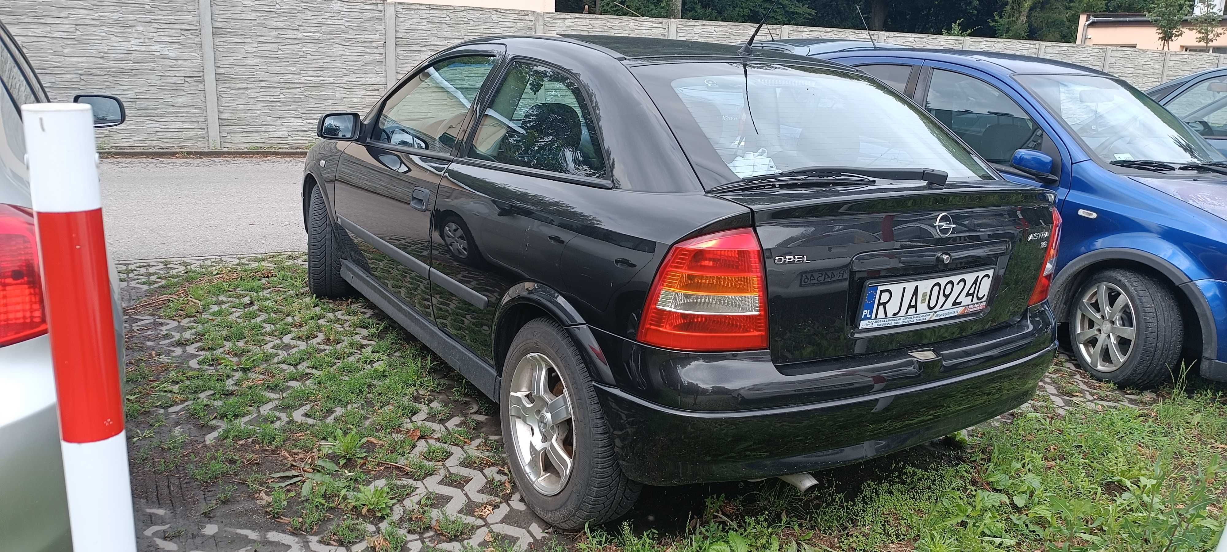 Sprzedam opla idealny na dojazdy do pracy