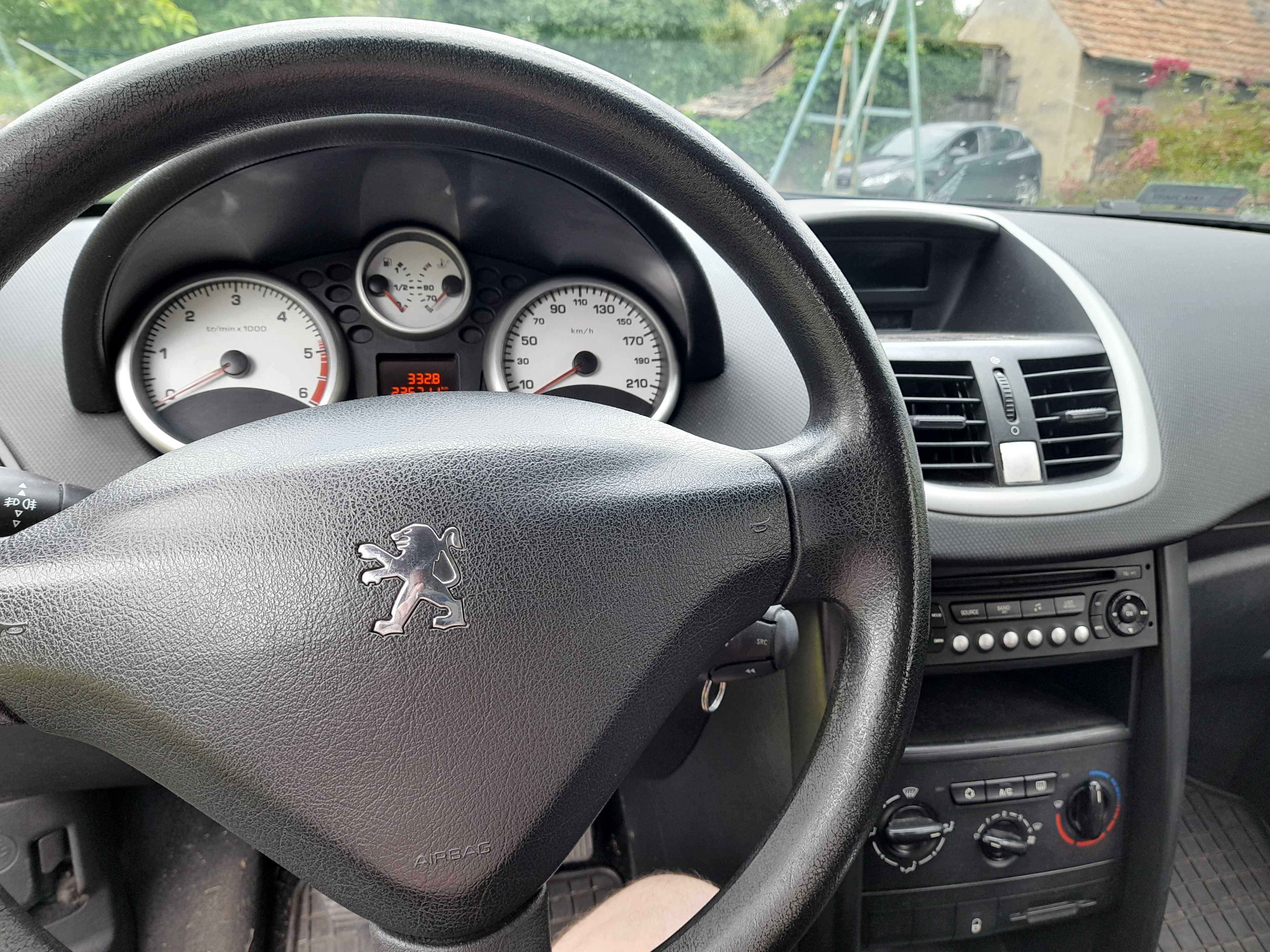 Sprzedam Pugeot 207 1.6 hdi