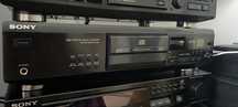 Sony CDP-XE700.