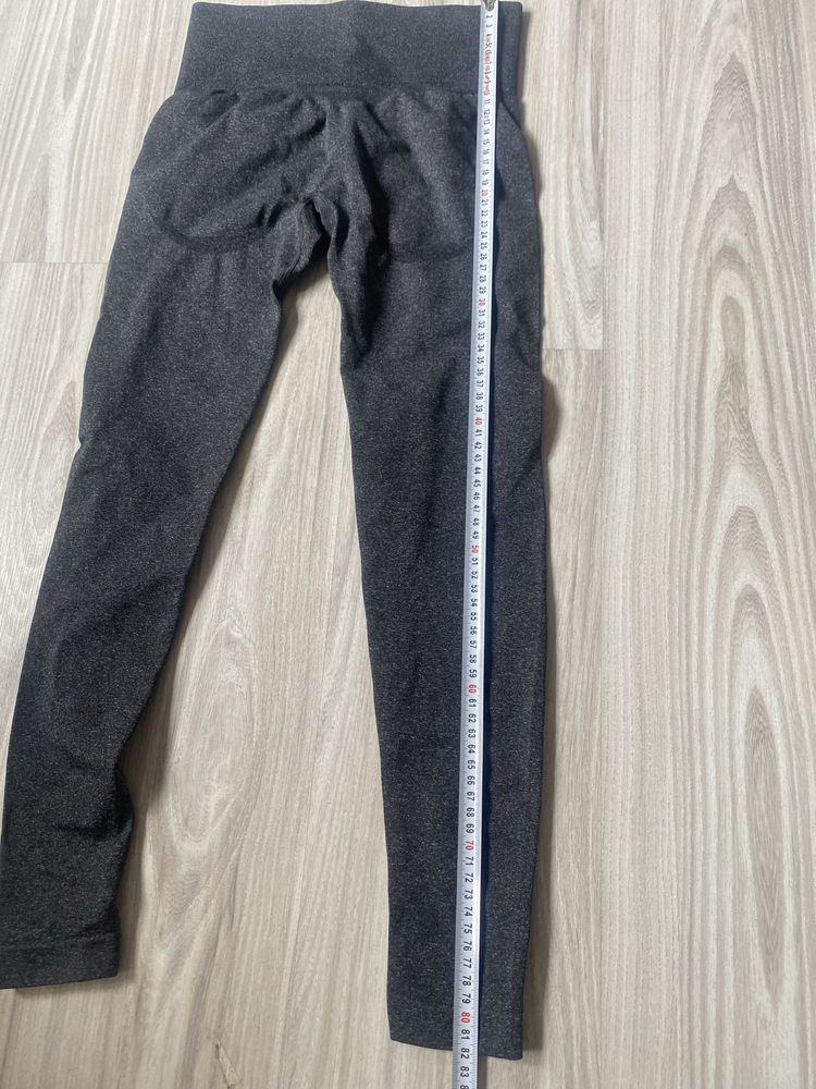 Leginsy typu push-up