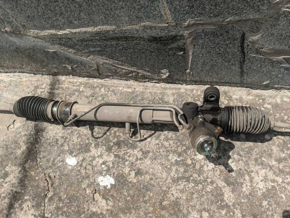 Рейка рульова з наконечниками Geely Emgrand EC7