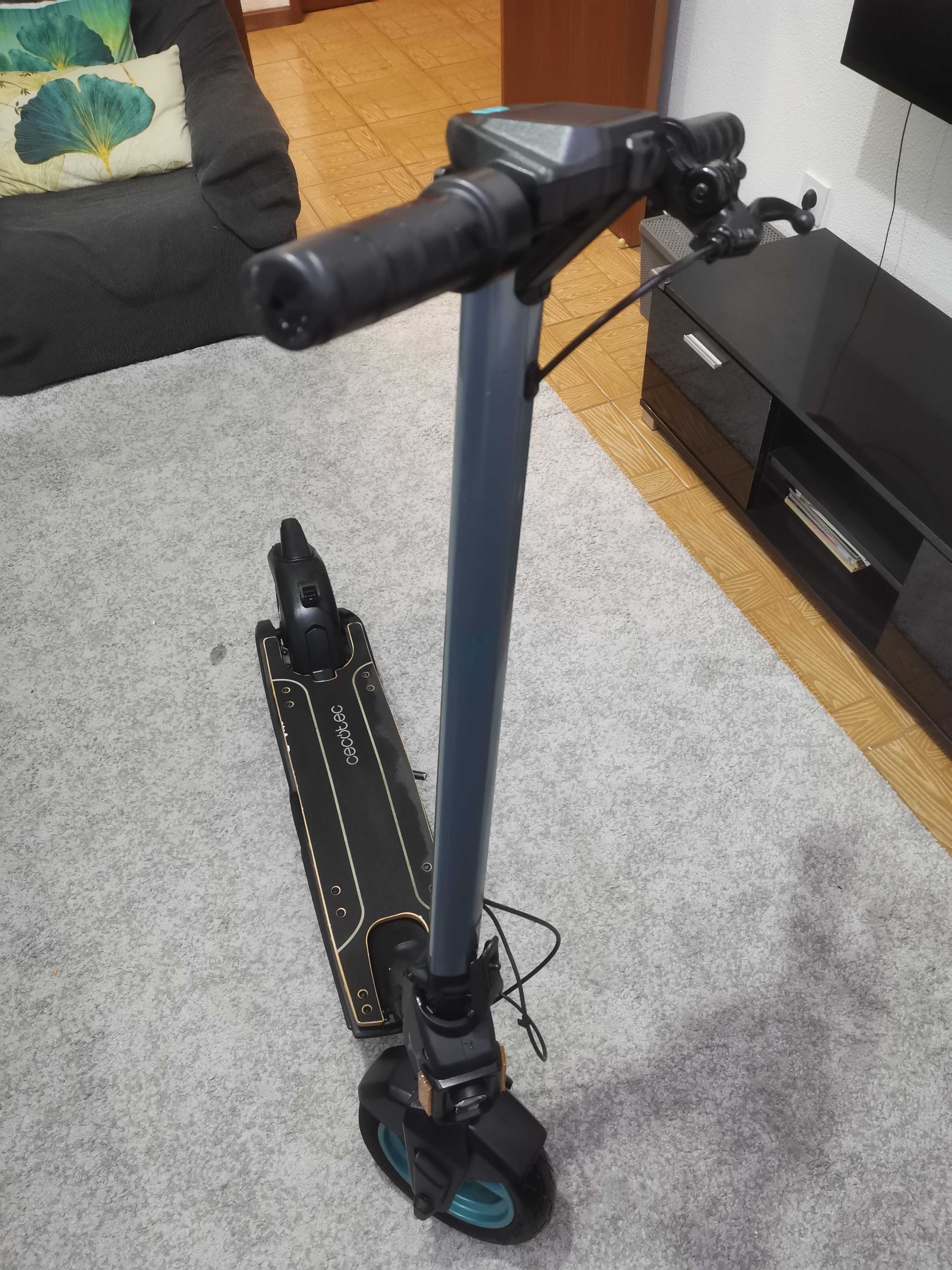 Trotinete Cecotec Elétrica Bongo Serie S+ Max Infinity 750W