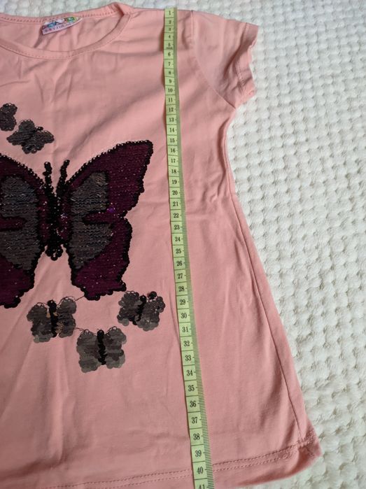 Футболочки для дівчинки