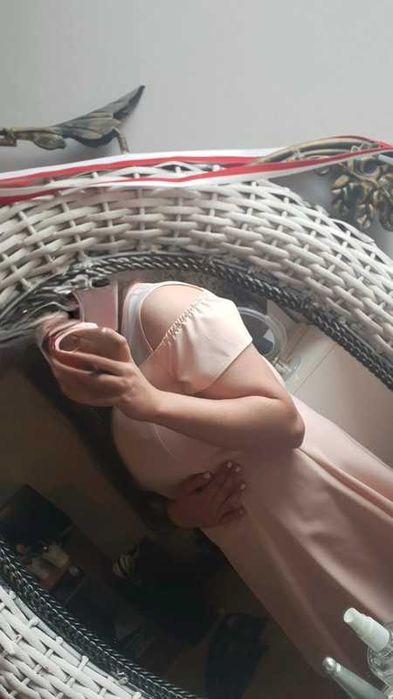 Sukienka  wizytowa pudrowy róż na wesele/imprezę