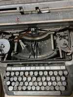 Máquina de escrever antiga