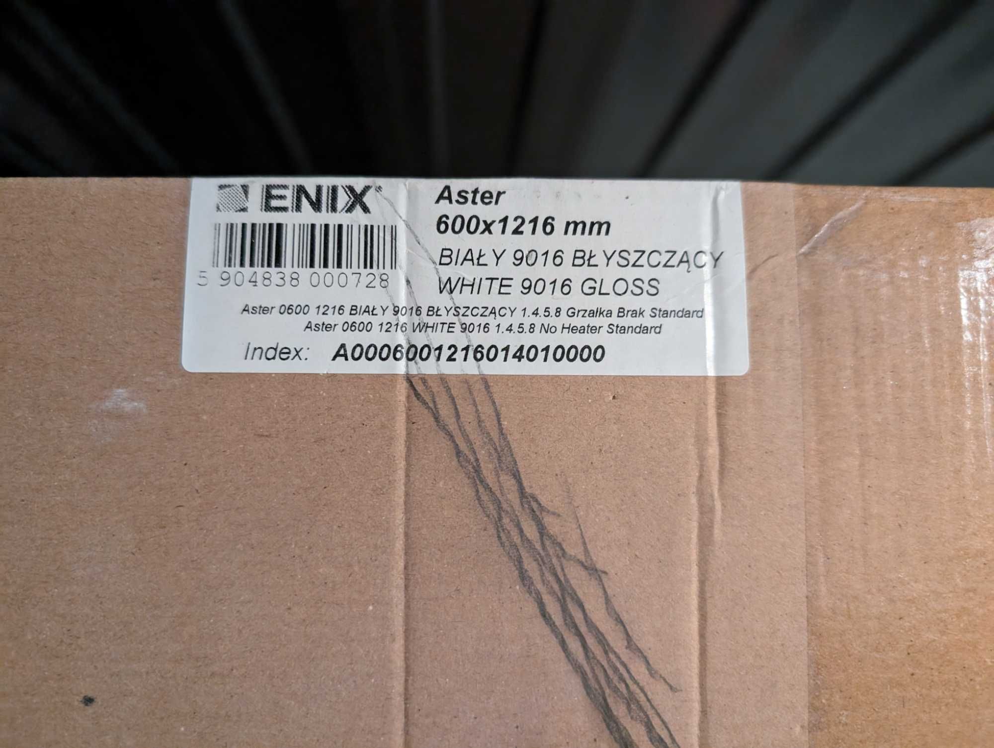 Grzejnik łazienkowy Bialy połysk Enix Aster NOWY