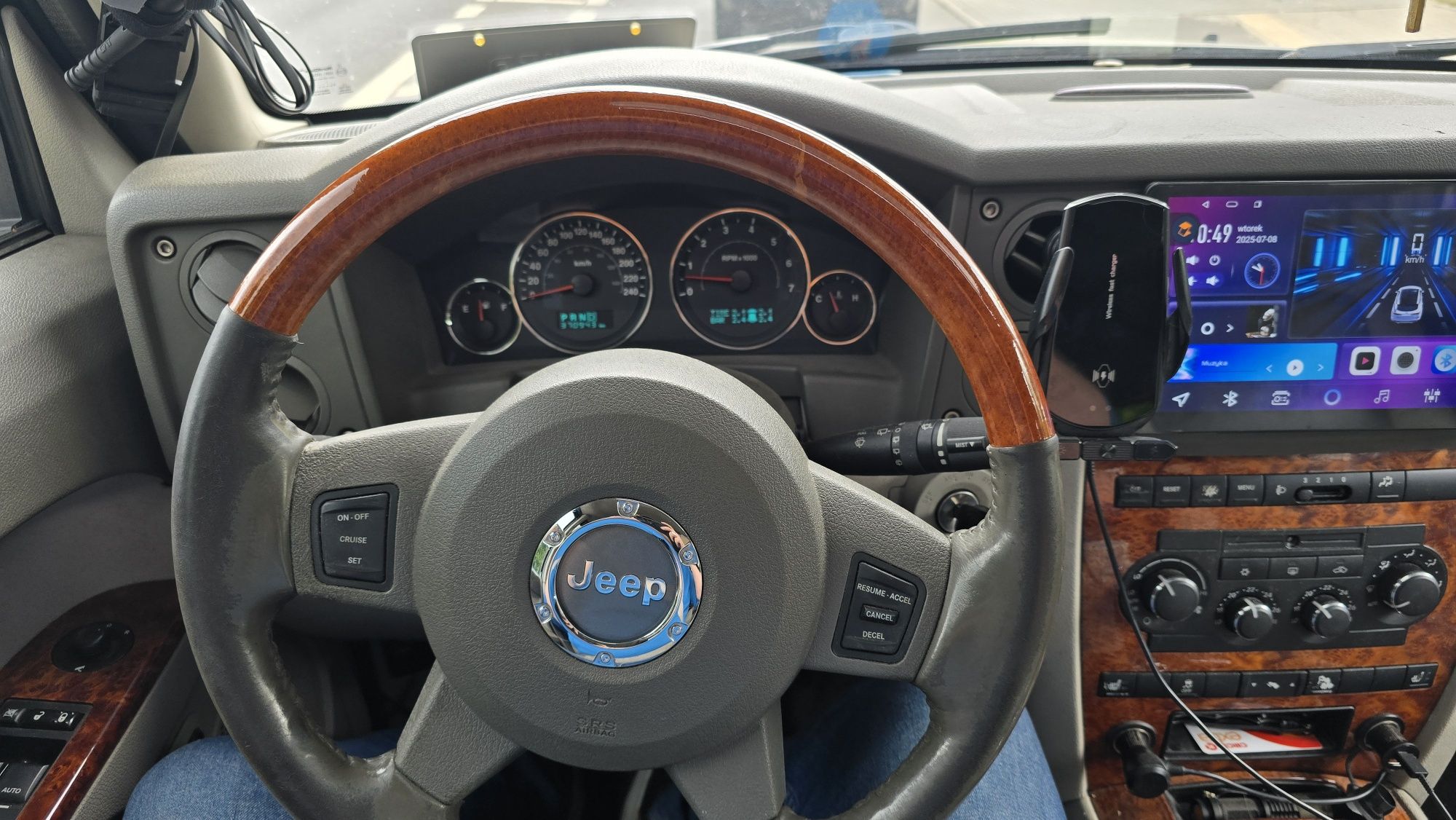 Jeep Commander 3.0 CRD: Legenda Szuka Nowego Domu