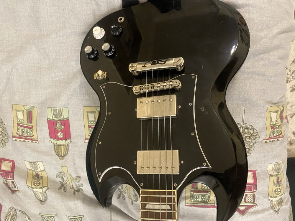 Epiphone SG ebony