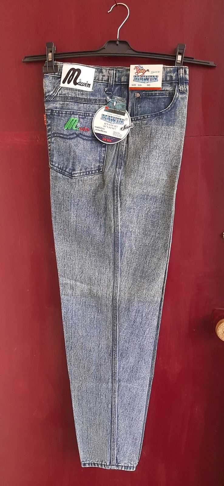 Продаются Оригинальные джинсы "Мальвины" MAWIN
Размер 33,34.35й