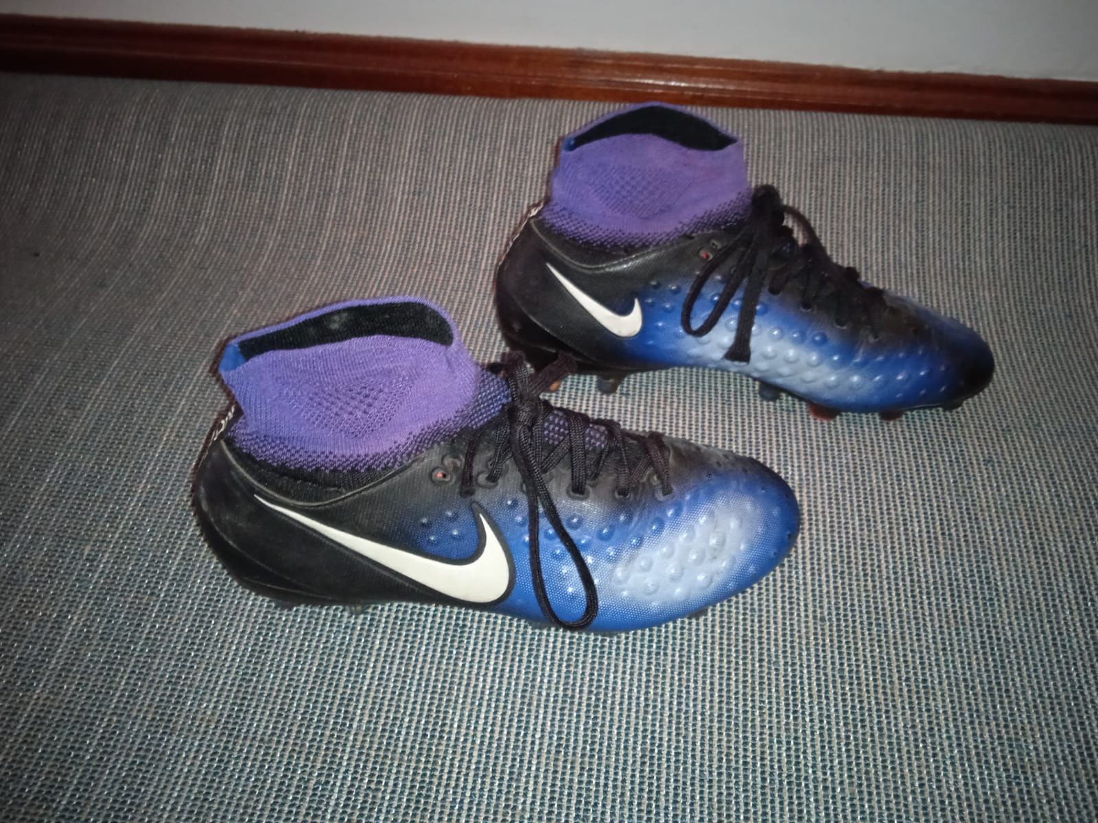 Chuteiras nike magista nr 36.5