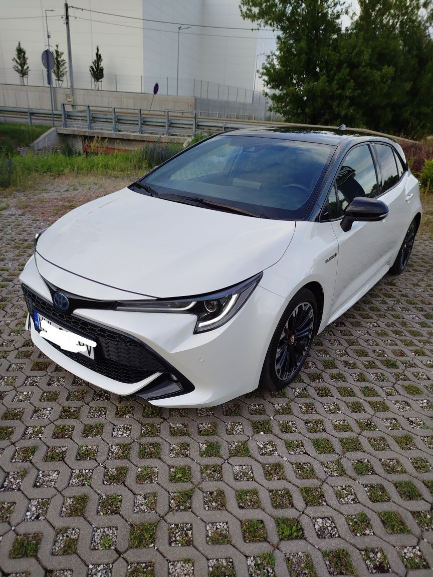 Toyota Corolla E21 2.0 Hybryda 34tys przebiegu Bogata