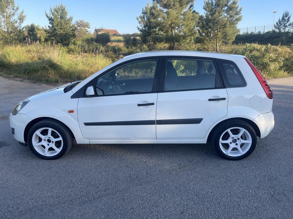 Ford Fiesta 1.4 Tdci 2006 AC Nacional