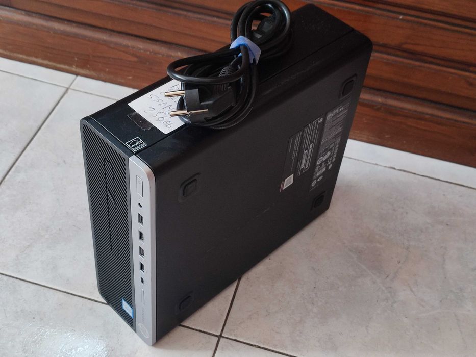 HP i7-7700 8GB M2 256GB HDMI Computador