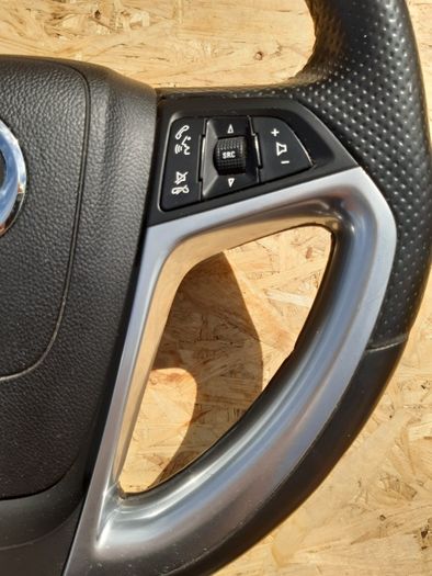 Kierownica Opel Insignia OPC