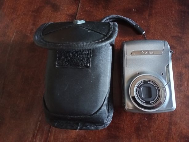 Фотоаппарат Kodak EasyShare  C142