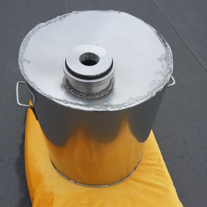 Куб из нержавійки на 60 літрів

Назва:
Комп