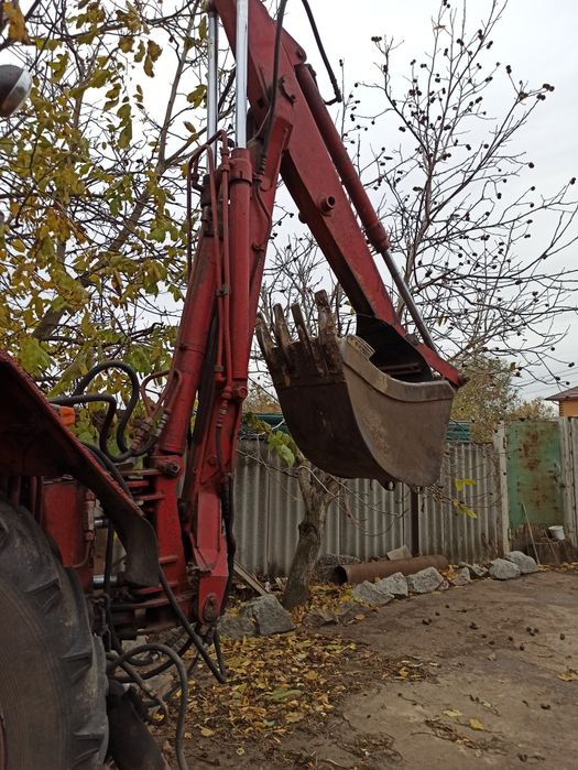 Продам єкскаватор