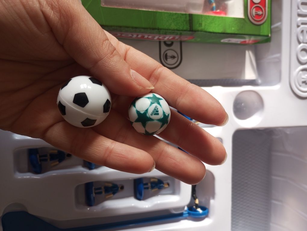 Игра настольная футбол Subbuteo +  сборная Англии +подарок