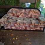Łóżko sofa  tapczan z poduszkami rozkładane
