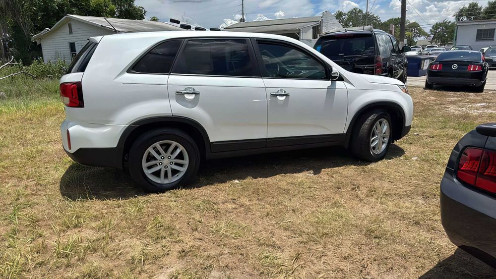 Kia Sorento      2015