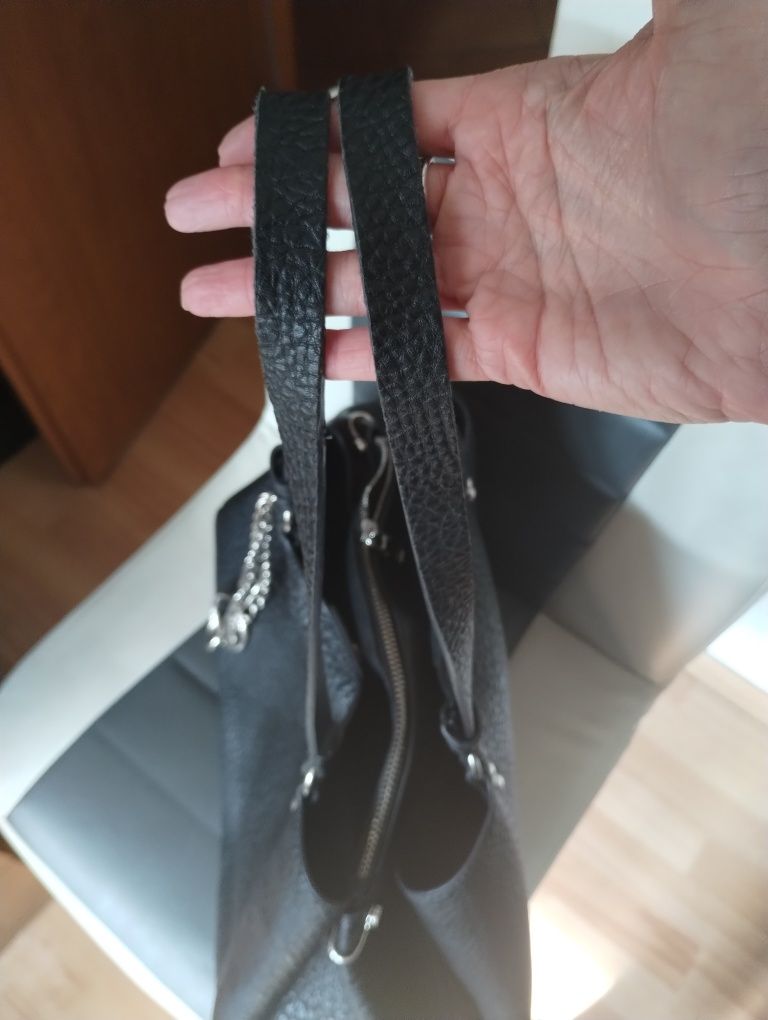 Czarna torba łancuchy shopper bag A4