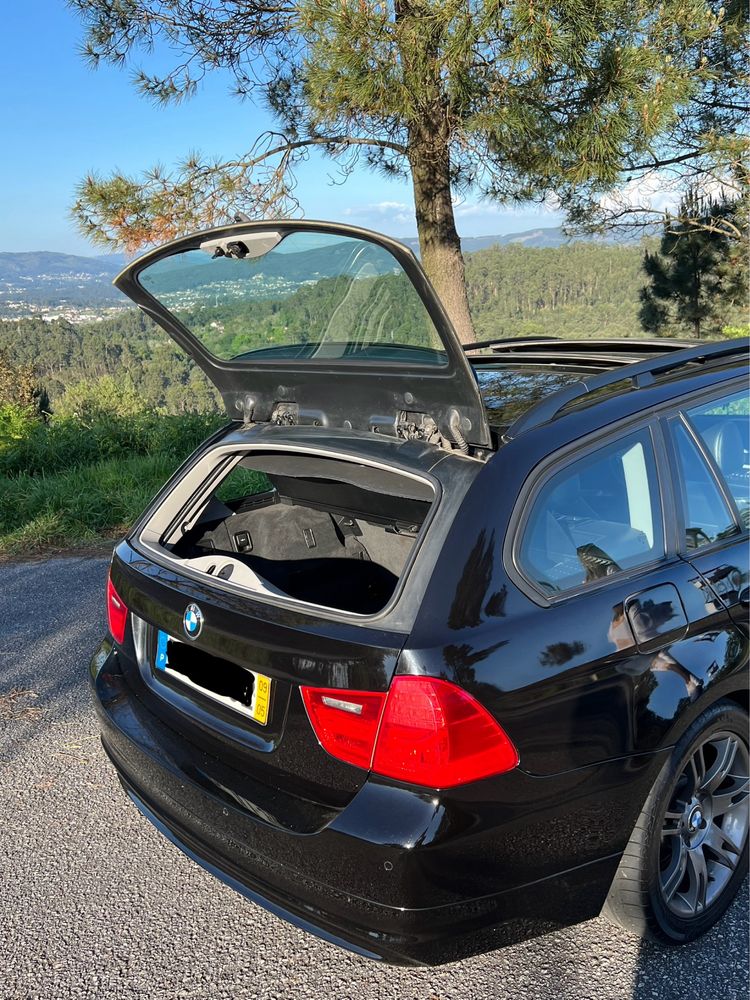BMW 318 d Touring Lci  Navigation
